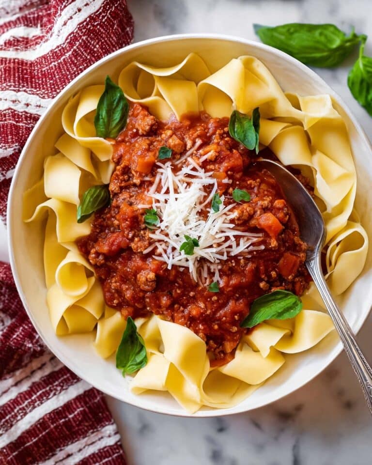 Homemade Bolognese Sauce with Pasta Recipe