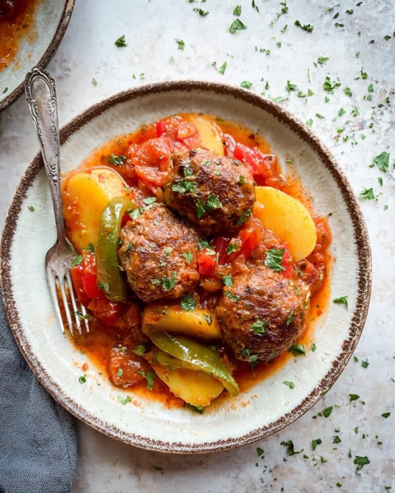 İzmir Köfte: Roasted Turkish Meatballs with Vegetables Recipe