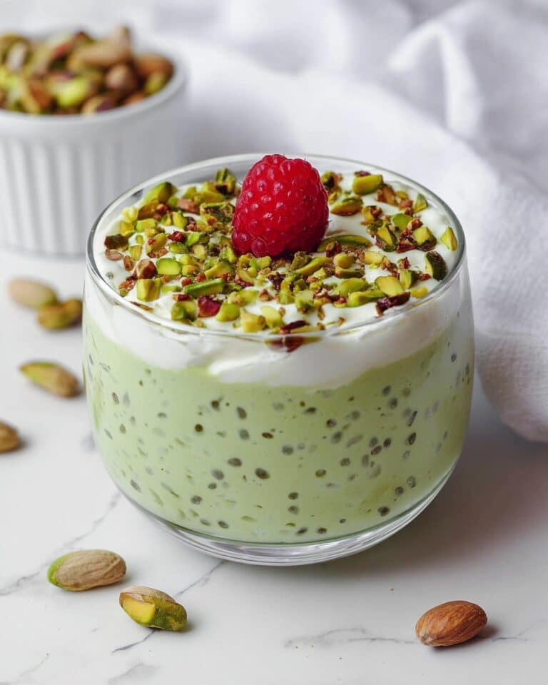 Pistachio Overnight Oats Recipe