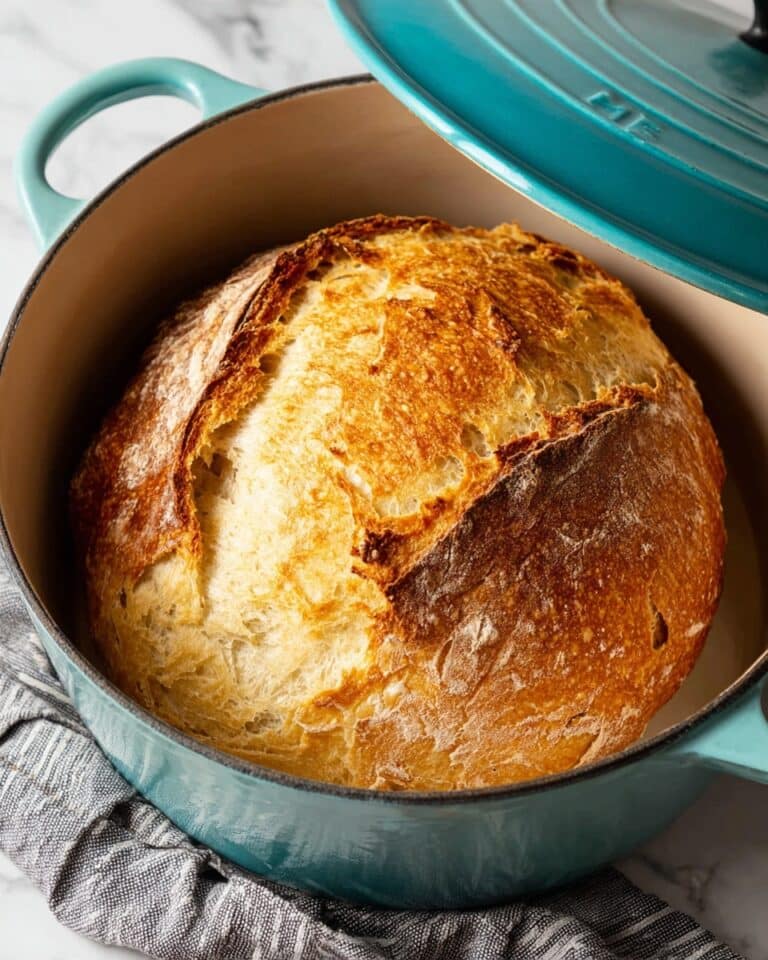 Easy Dutch Oven No-Knead Bread Recipe